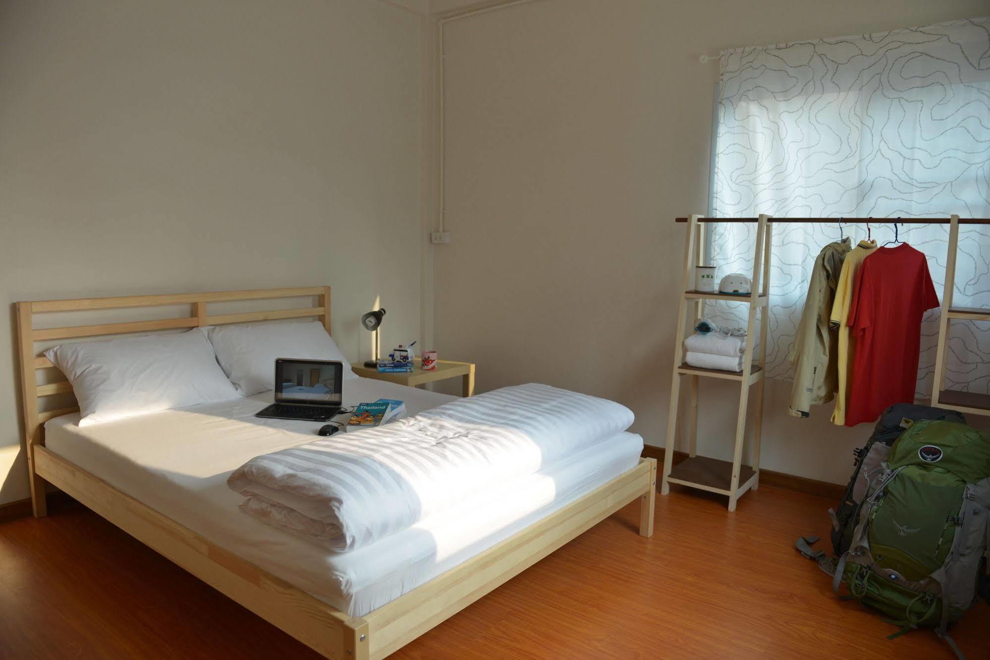 Panpan Hostel Бангкок Екстер'єр фото