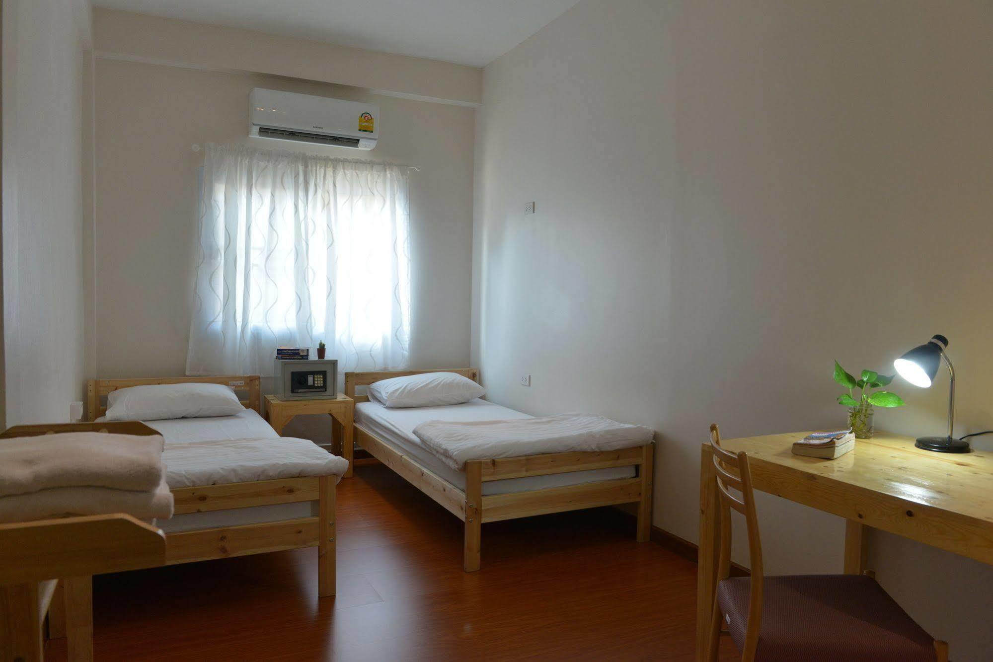 Panpan Hostel Бангкок Екстер'єр фото