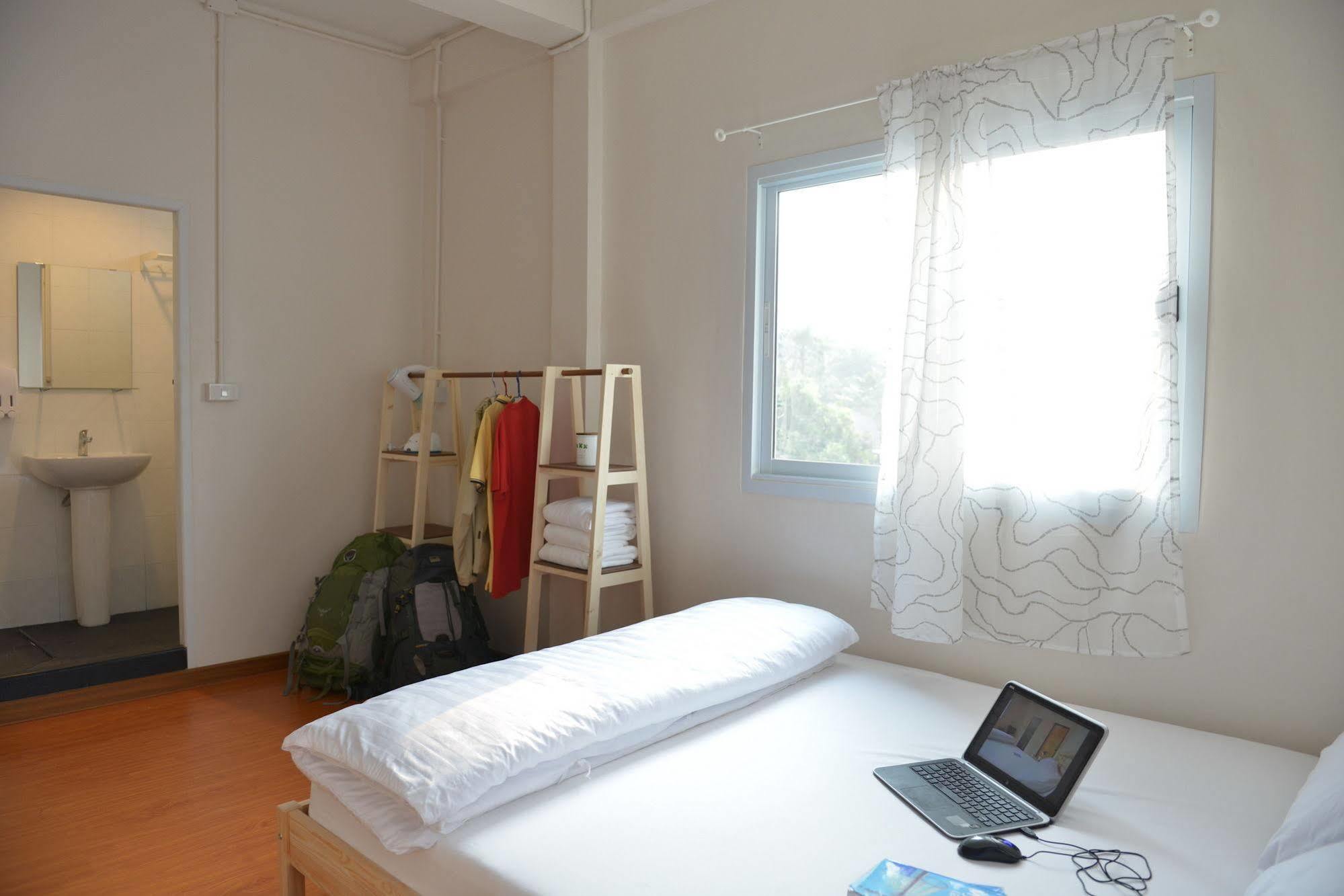 Panpan Hostel Бангкок Екстер'єр фото