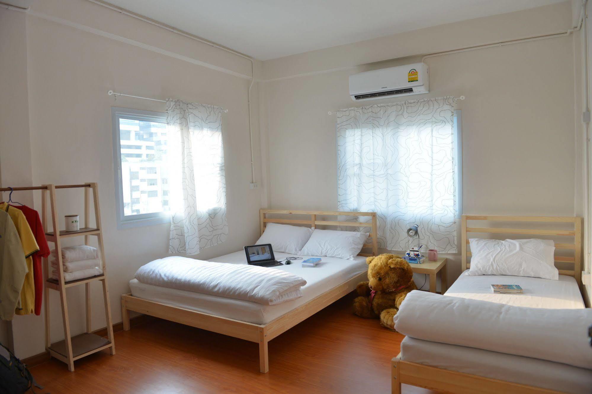 Panpan Hostel Бангкок Екстер'єр фото
